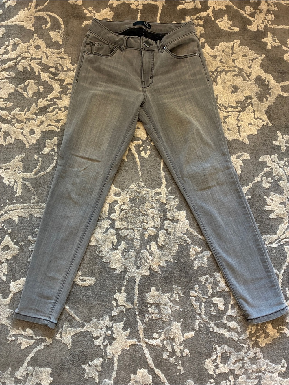 1822 Denim Women's Grey Skinny Jeans - Faded Grey Slim Fit